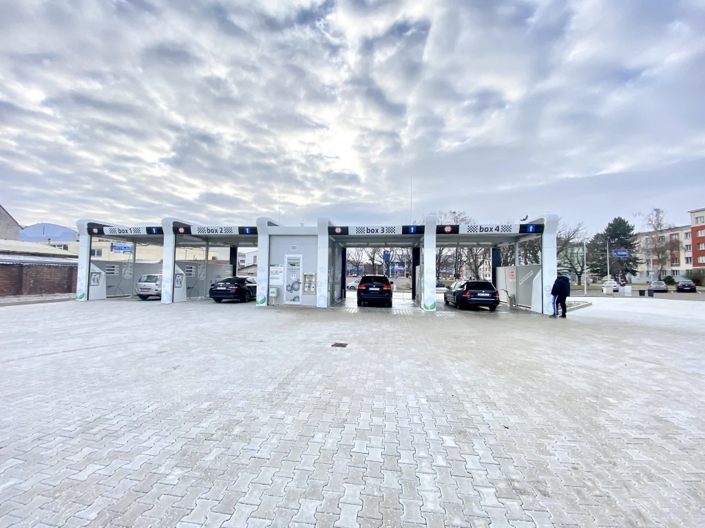 Občanské a průmyslové stavby — stavební realizace Hradec Králové