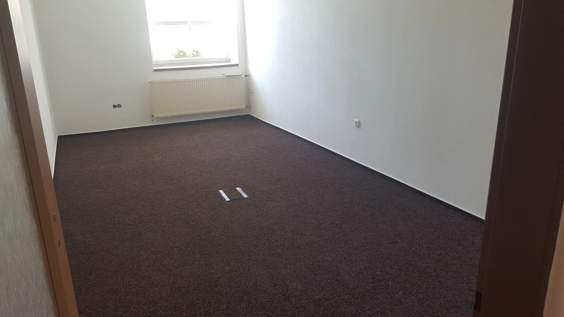 Občanské a průmyslové stavby — ukázka stavební realizace 5, Hradec Králové